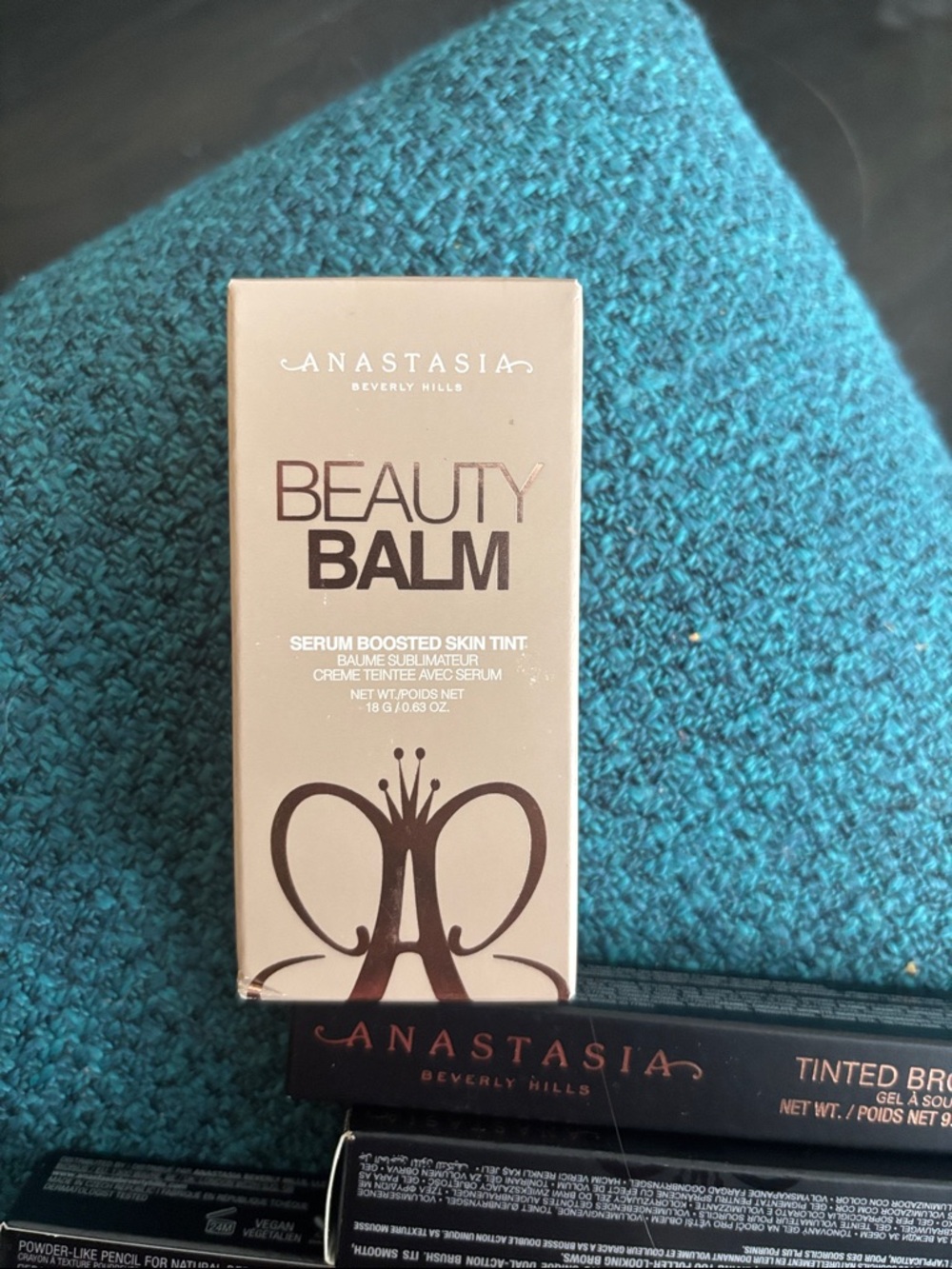 ANASTASIA BEVERLY HILLS “Beauty Balm” Serum Boosted Skin Tint